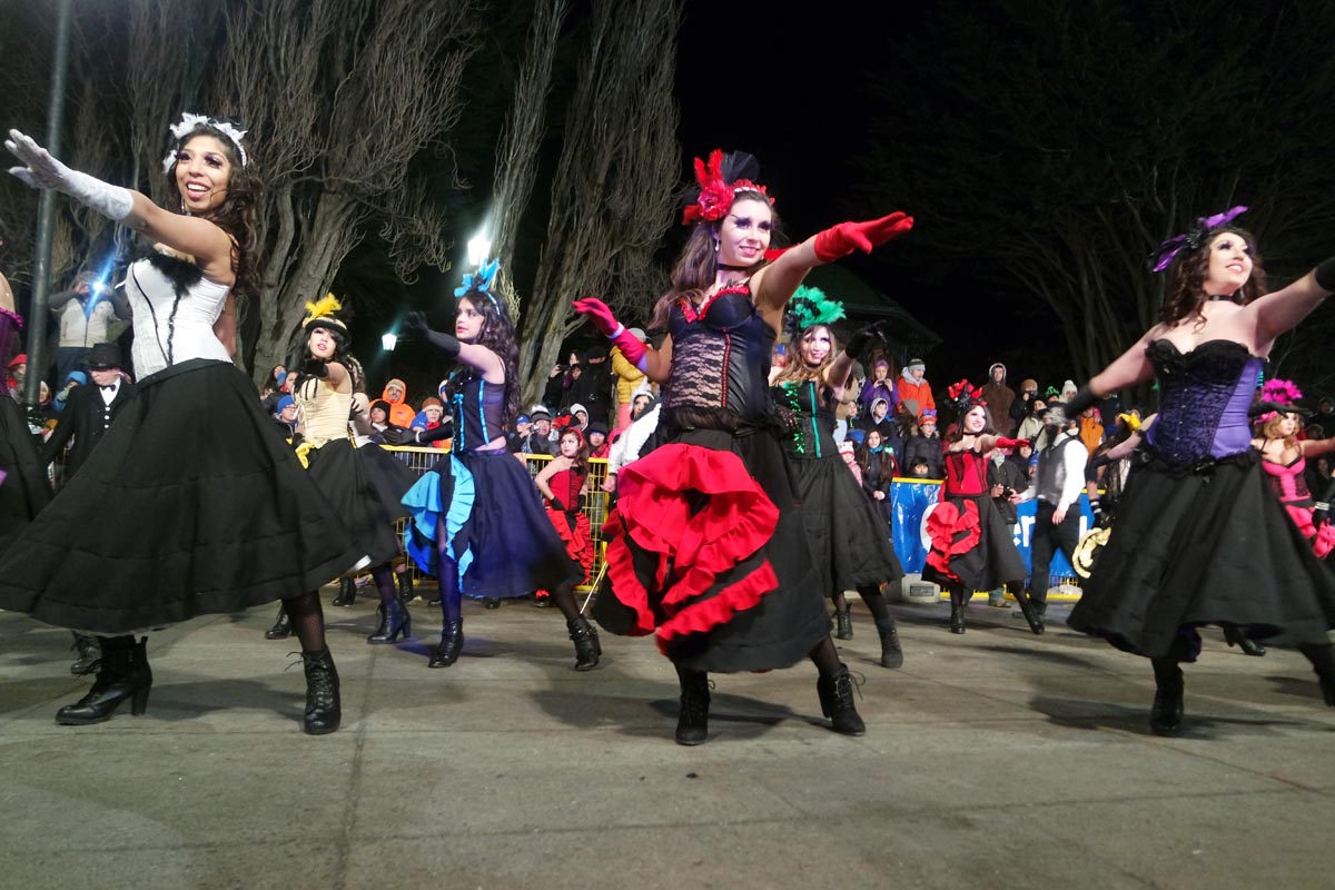 Miles de personas disfrutaron primera jornada del Carnaval de Ivierno 2015