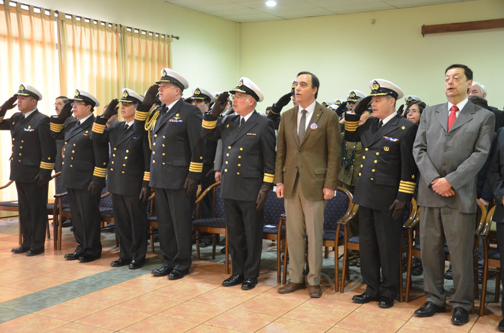 Autoridades conmemoran los 167 años del Servicio Litoral en Magallanes