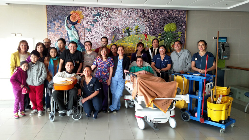 Intervención dieciochera en Hospital Clínico de Magallanes