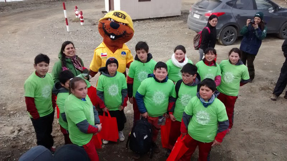 Niños y niñas magallánicos celebraron Día Nacional del Medioambiente en Punta Arenas