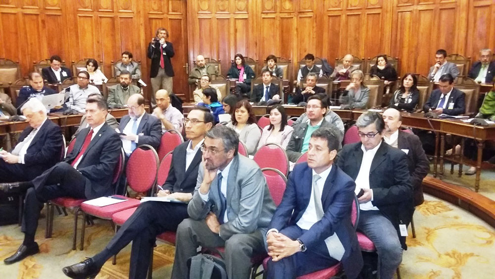 Consejeros Regionales participan en Seminario Experiencias Comparadas de Descentralización en América Latina