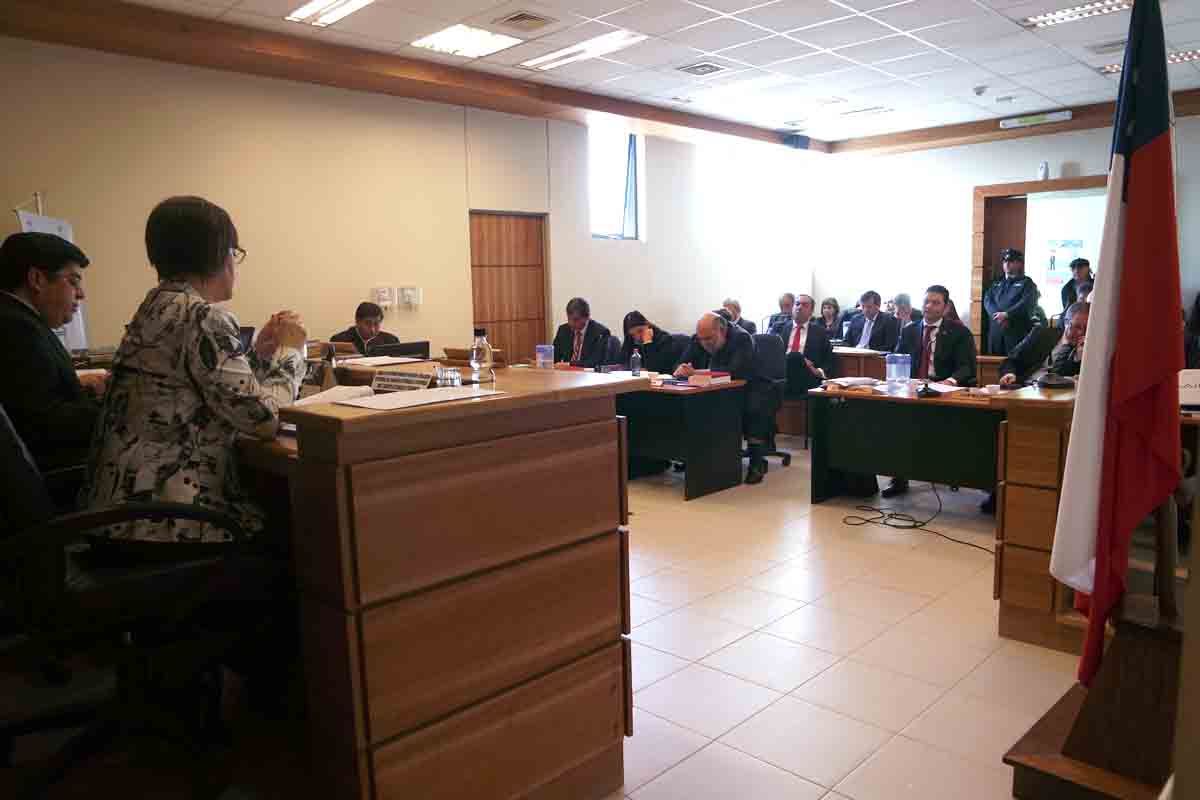 Senador Carlos Bianchi abrirá la segunda jornada de juicio en su contra, prestando declaraciones