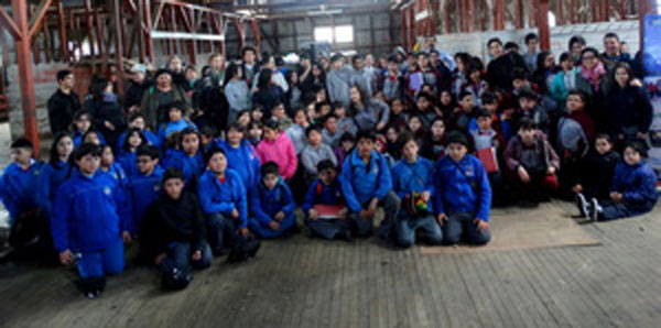 Agrupación ambientalista realizó exitoso simposio en Cerro Castillo