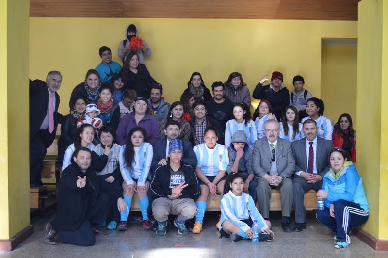Escuela Argentina organiza campeonato infantil de Futsal en Punta Arenas