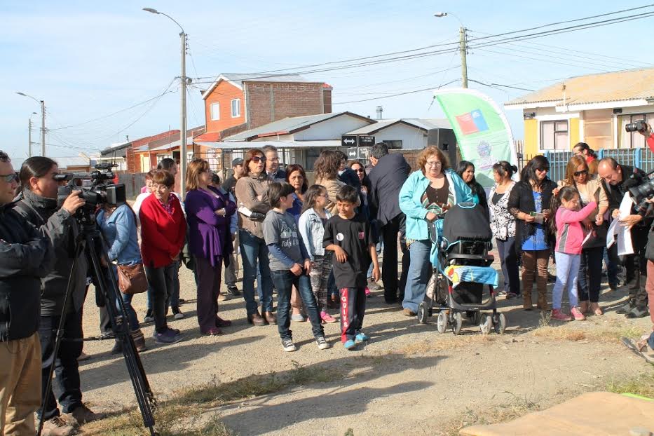 Vecinos de Seno Almirantazgo sueñan con un nuevo barrio al iniciar obras del Quiero mi Barrio