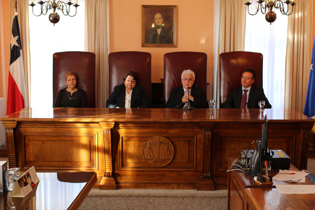 Ministro Víctor Stenger Larenas asume presidencia de la Corte de Apelaciones de Punta Arenas