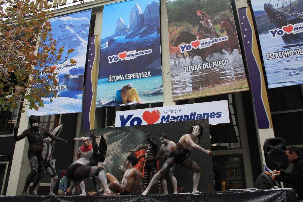 Magallanes lanzó su temporada invernal en Santiago y regaló viajes para participar del Carnaval de Invierno