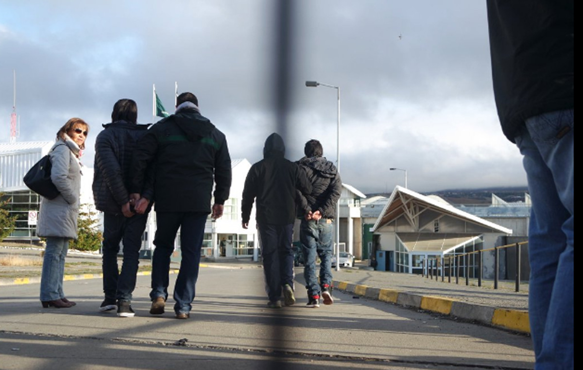 Gendarmes desbloquean acceso a Centro Penitenciario y normalizan sus funciones