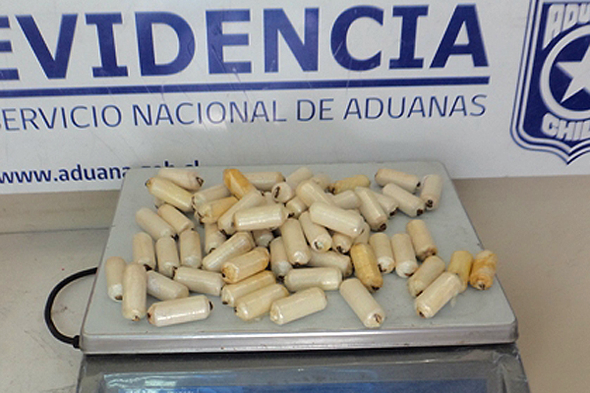 Colombiano intentó ingresar a territorio chileno con 80 ovoides de cocaína en su estomago