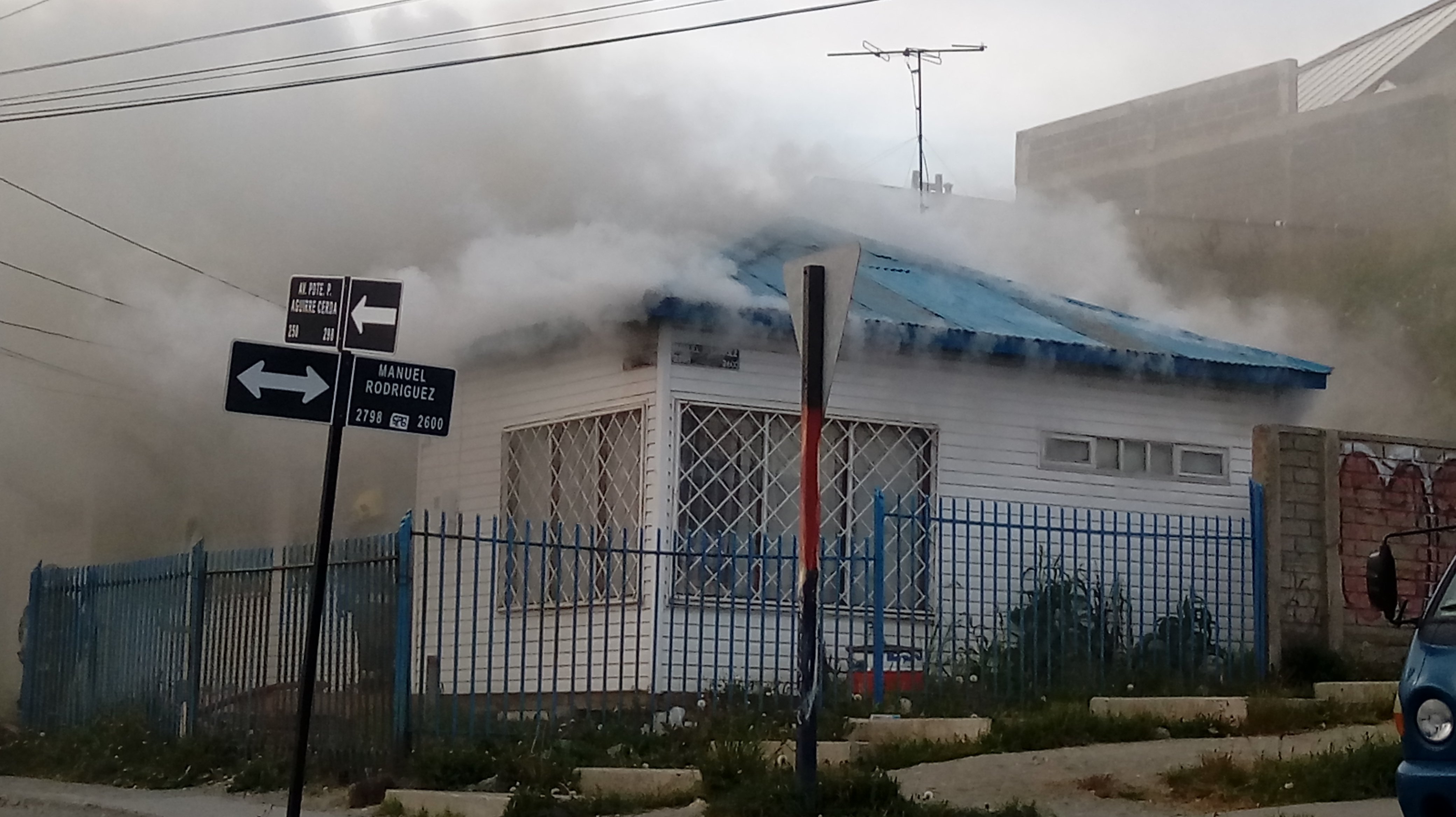 Incendio afectó vivienda de voluntaria de la Cuarta Compañía de Bomberos