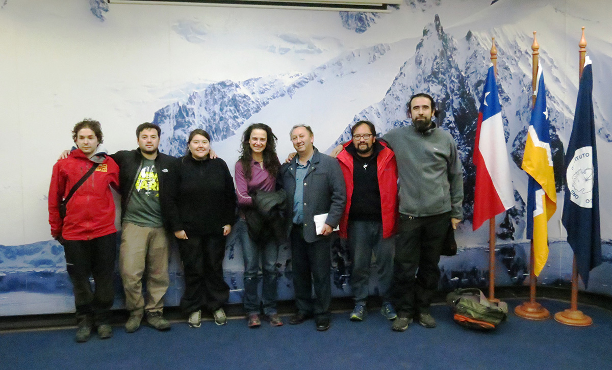 Investigadores de la UMAG realizan expedición a la Antártica para ejecutar proyectos Fondecyt