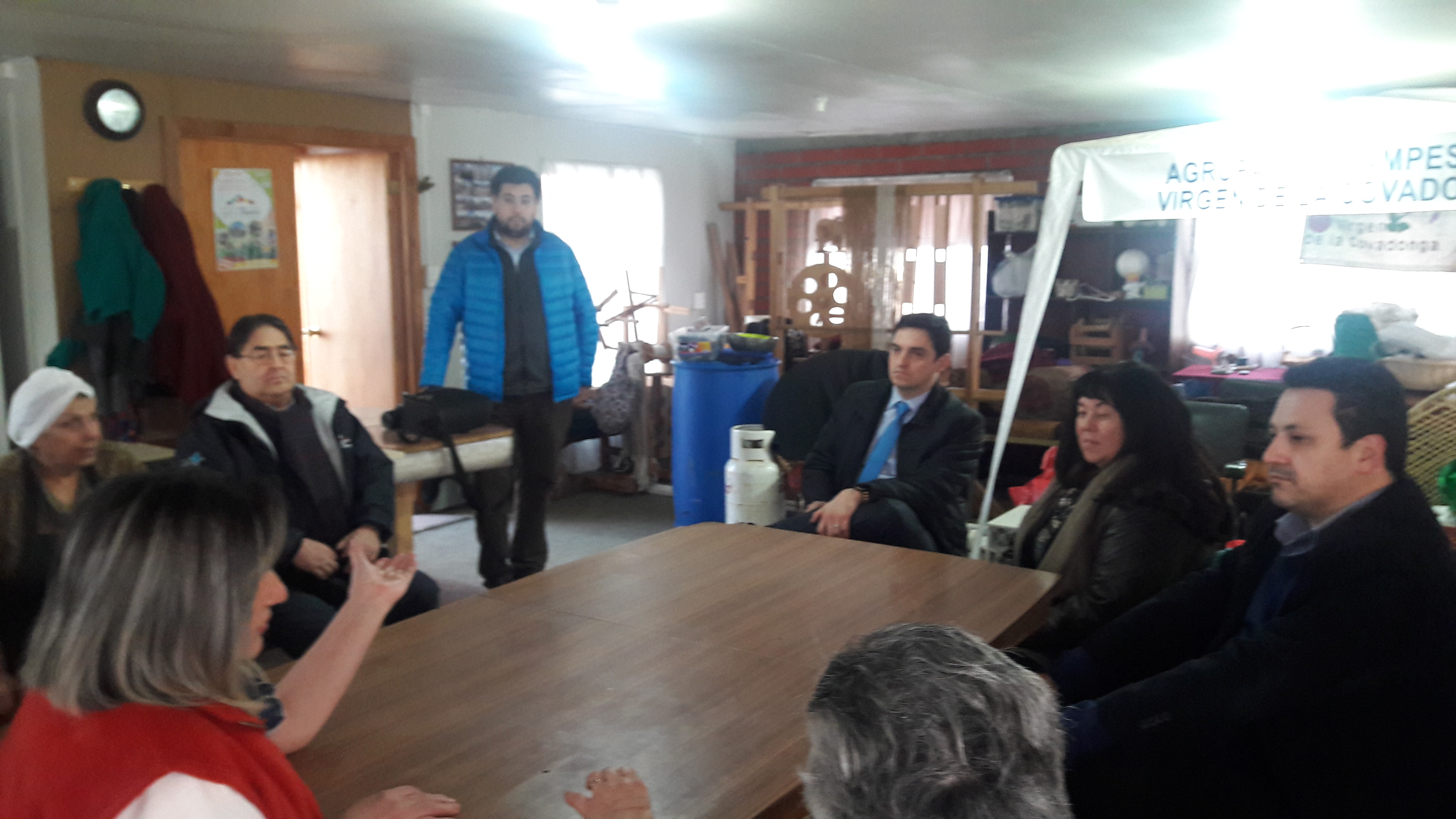Agrupación vecinal «Virgen de la Covadonga» se reune con autoridades por distintos problemas pendientes