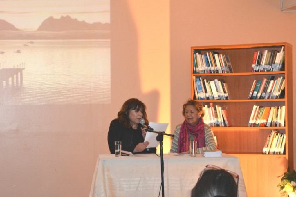 Libro de poesía de Edilia Henriquez fué presentado en Puerto Natales