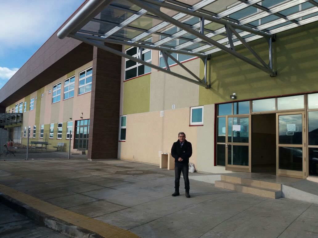 Consejero Dalivor Eterovic visita obras en Puerto Natales y valora avances del nuevo Hospital público
