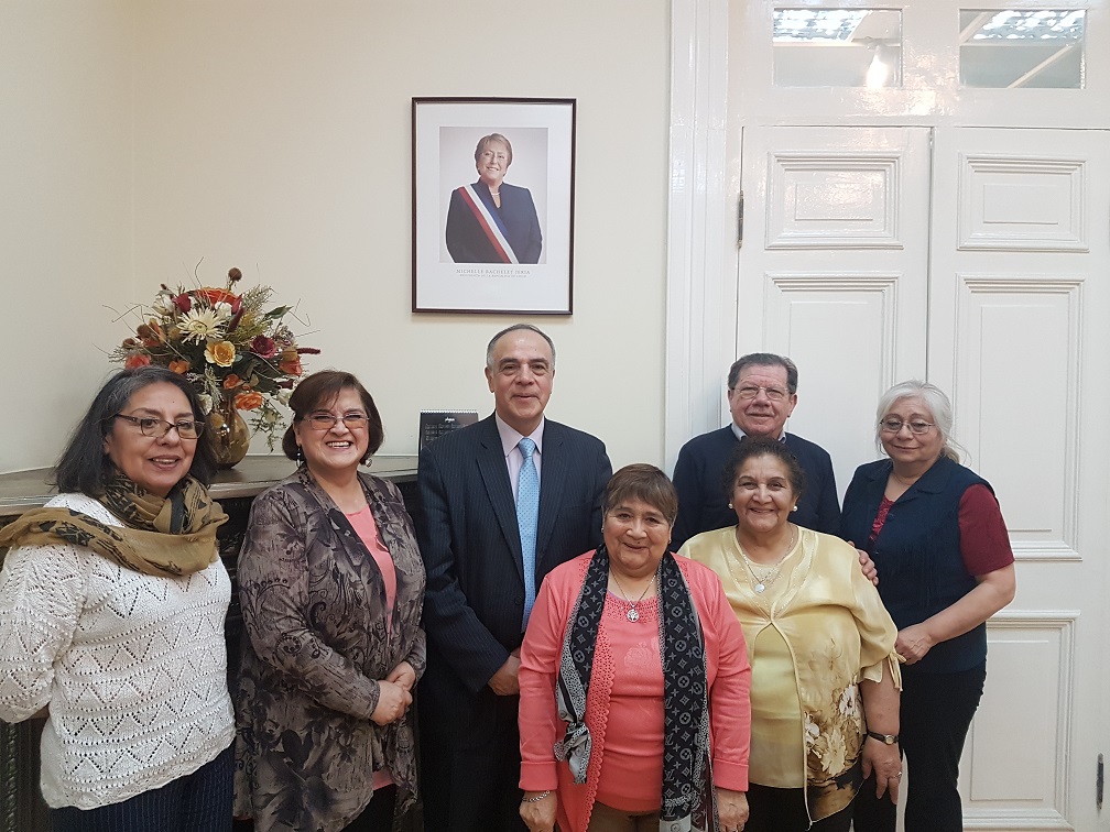 Seremi de Gobierno Baldovino Gomez coordina colaboración con la Unión Comunal de Adultos Mayores de Punta Arenas