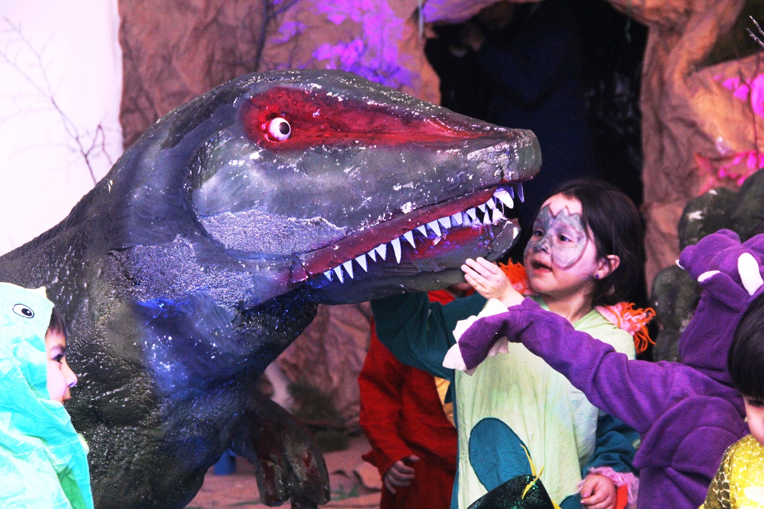 Niños del Jardín “Juan Ruiz Mancilla” aprendieron de forma entretenida sobre la historia de los dinosaurios
