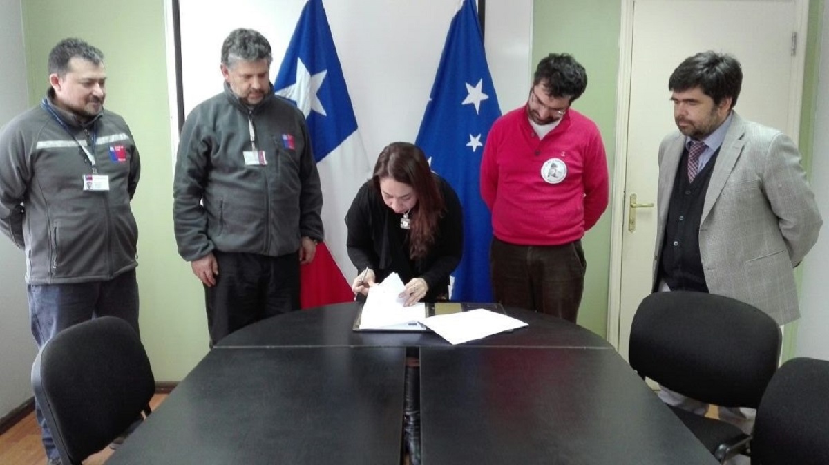 Firman acuerdo que activa oficina intermitente de la Dirección del Trabajo en Puerto Williams