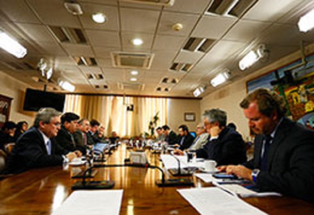 Comisión de Zonas Extremas de la Cámara de Diputados recibió a Consejeros Regionales de Magallanes