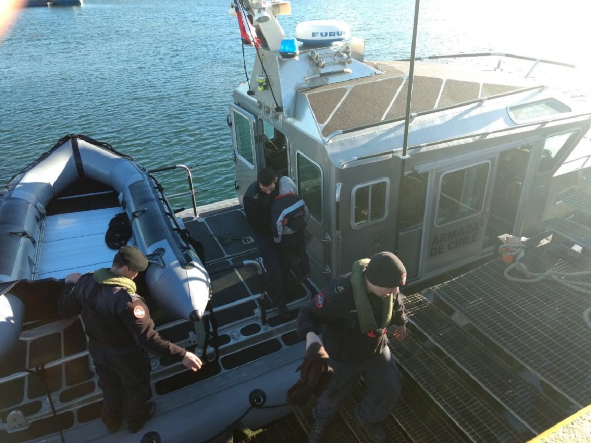 13 personas aisladas fueron evacuadas desde las cercanías de  Puerto Yartou tras exitoso operativo de la Tercera Zona Naval de Tierra del Fuego