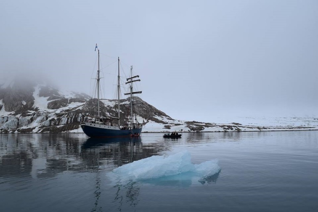 Investigador de Fundación CEQUA de Magallanes participó en expedición en el Artico