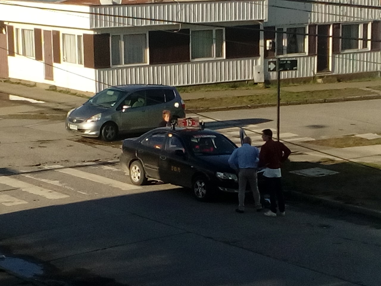 Choque vehicular esta tarde en el barrio sur de Punta Arenas