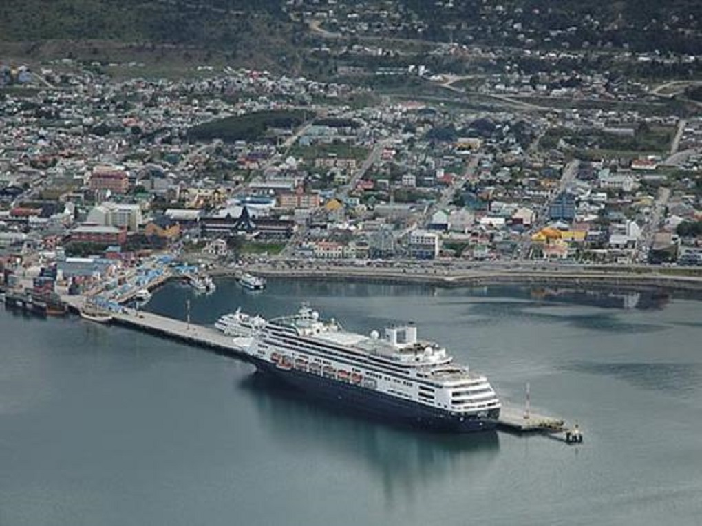 Mas de 300 recaladas de cruceros turísticos ha programado Ushuaia para esta temporada