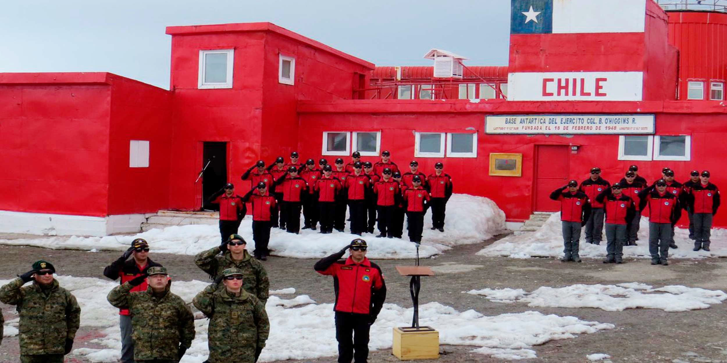Maratón por las Glorias del Ejército se corrió en la Antártica chilena