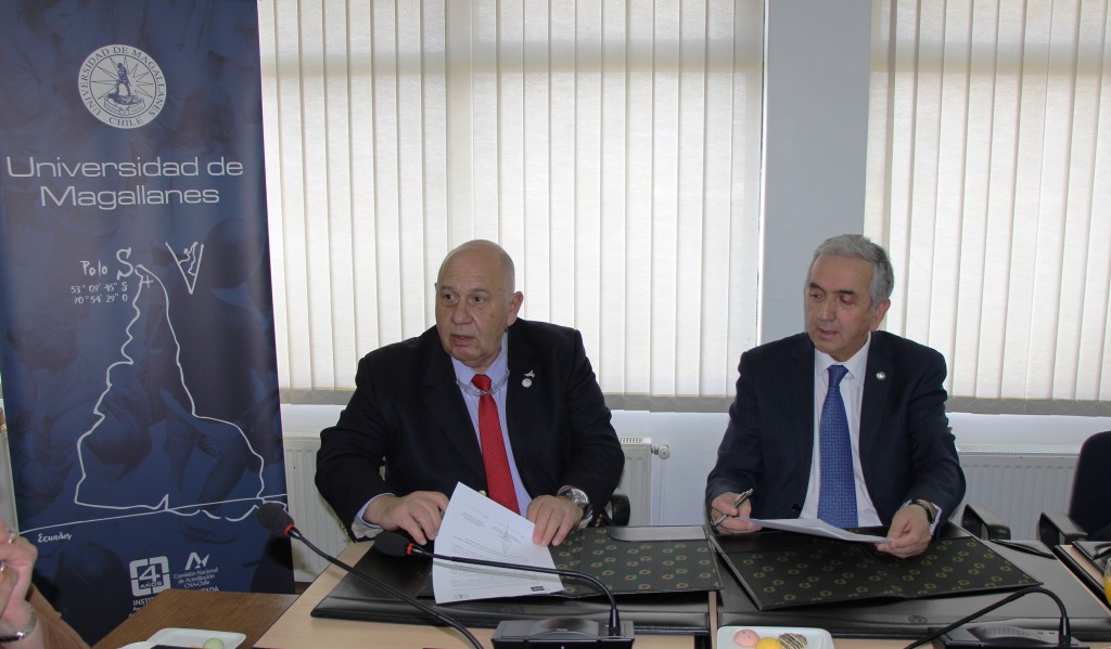 Se firma acuerdo de cooperación entre la UMAG y la Universidad Nacional de Tierra del Fuego