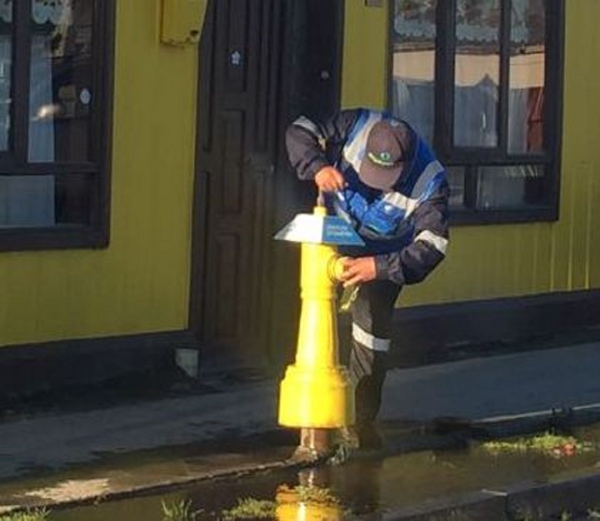 Aguas Magallanes inició lavado a más de 260 km de redes en Punta Arenas