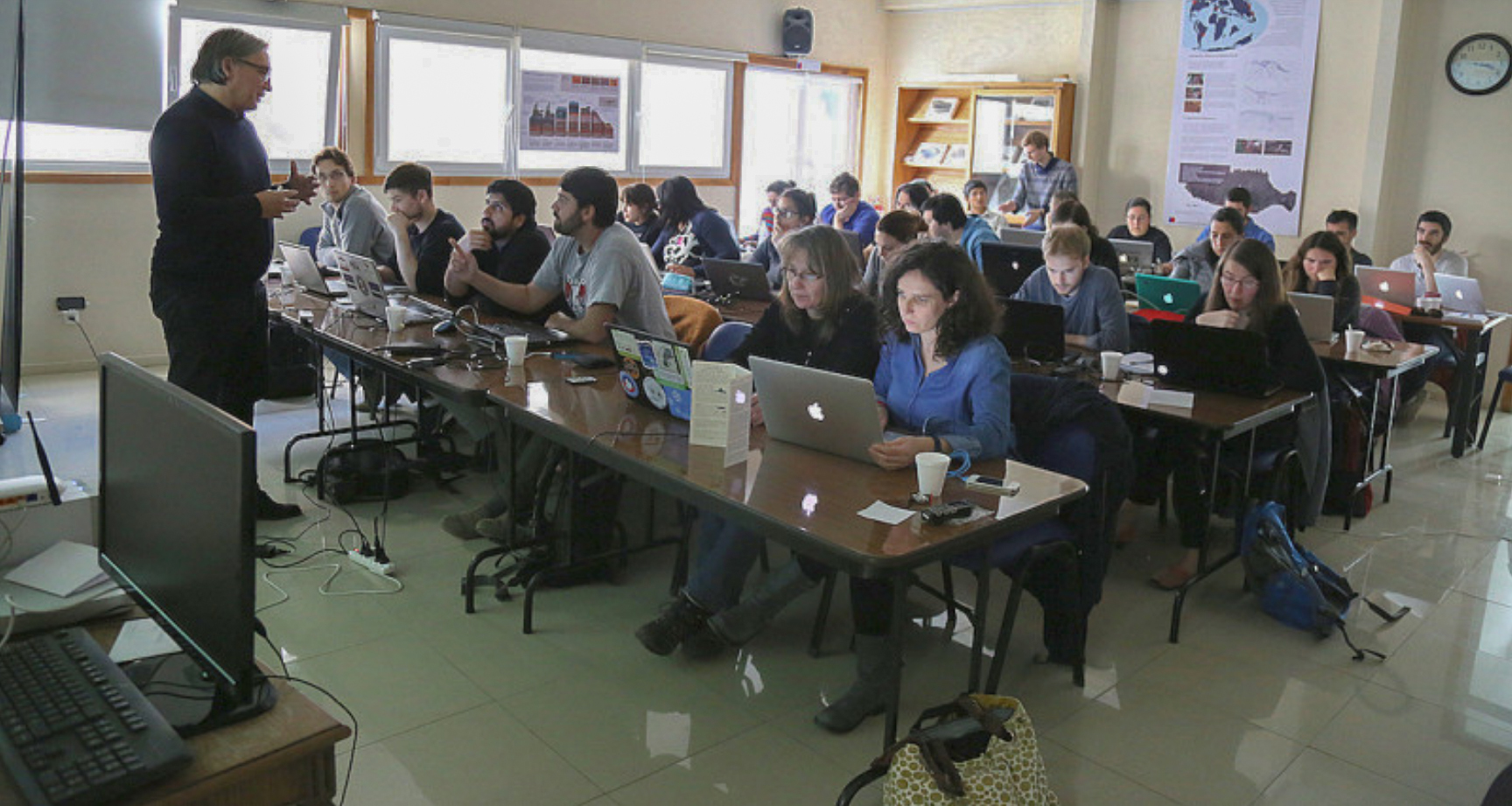 Realizan curso de BioInformática entre INACH y UMAG de Punta Arenas