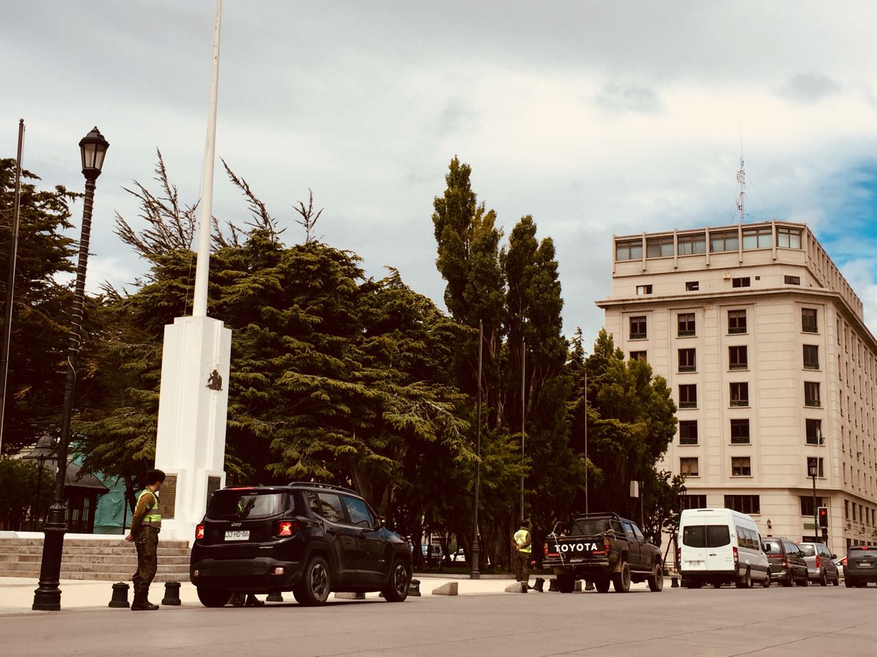 Alcalde reclama mayor presencia policial ante llegada masiva de turistas a Punta Arenas