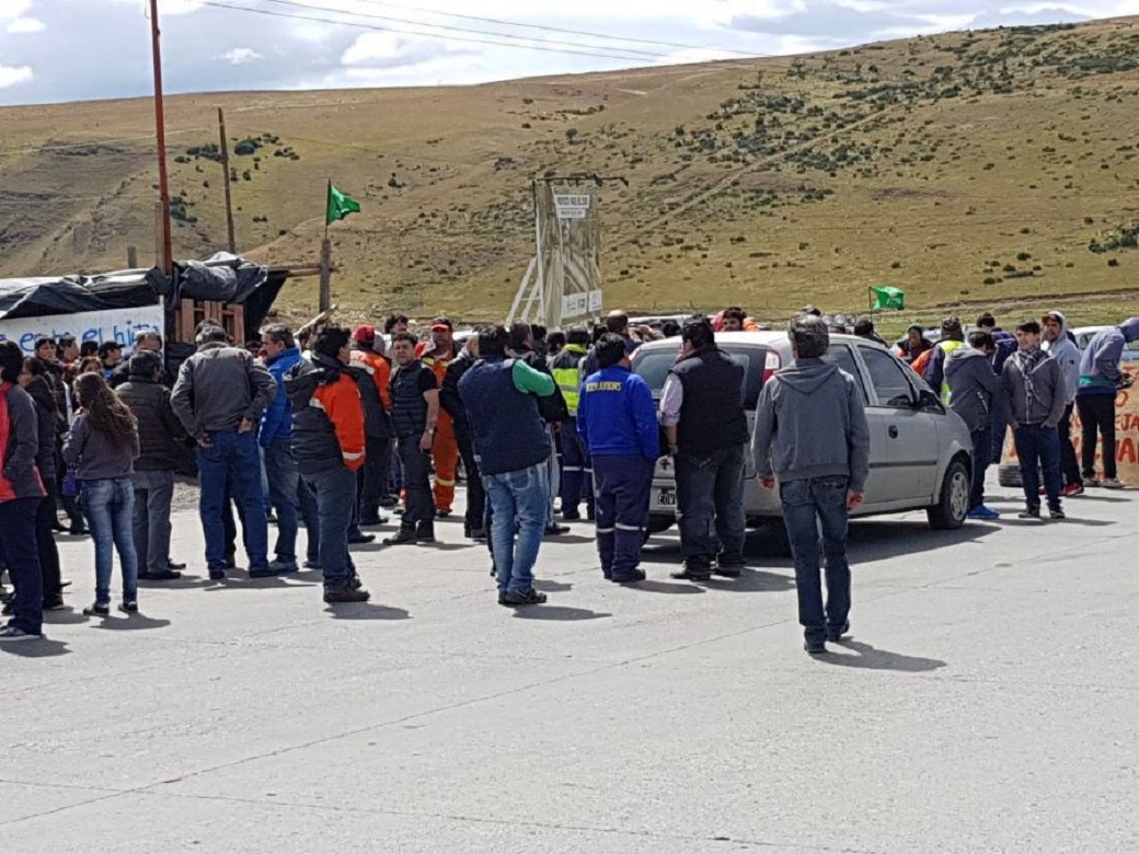 Denuncian masivos despidos en los yacimientos carboníferos de Río Turbio (Santa Cruz, Argentina)