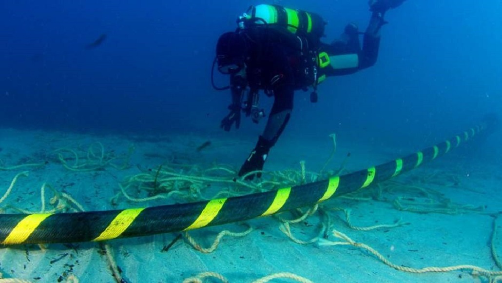 Comenzaron los trabajos previos al tendido submarino del proyecto Fibra Optica Austral