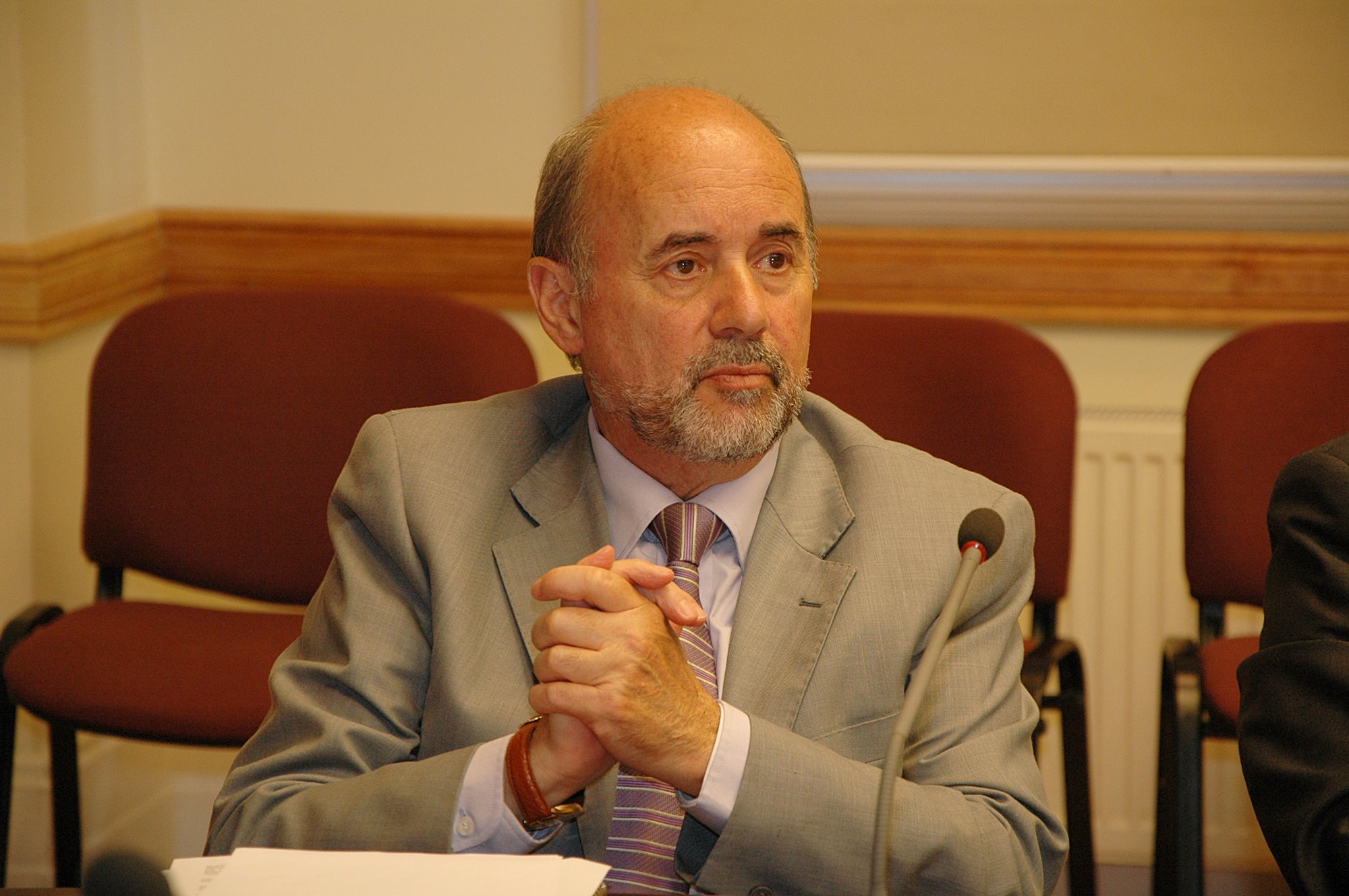 En Sesión Plenaria de Porvenir Consejero Regional Roberto Sahr instó a los Fueguinos a pensar en futura región Tierra del Fuego e Isla Navarino