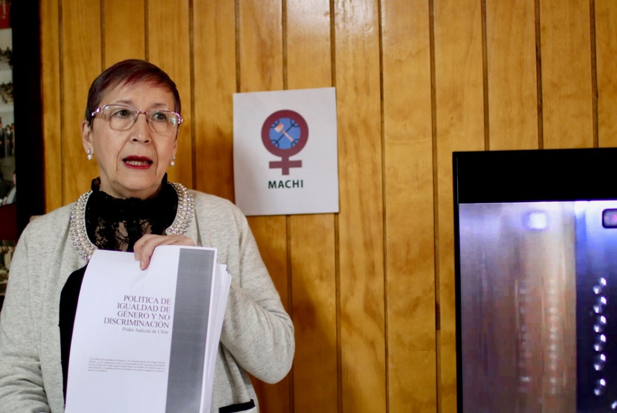 Corte de Punta Arenas conmemora el Día Internacional de la Mujer con charla sobre no discriminación y equidad de género