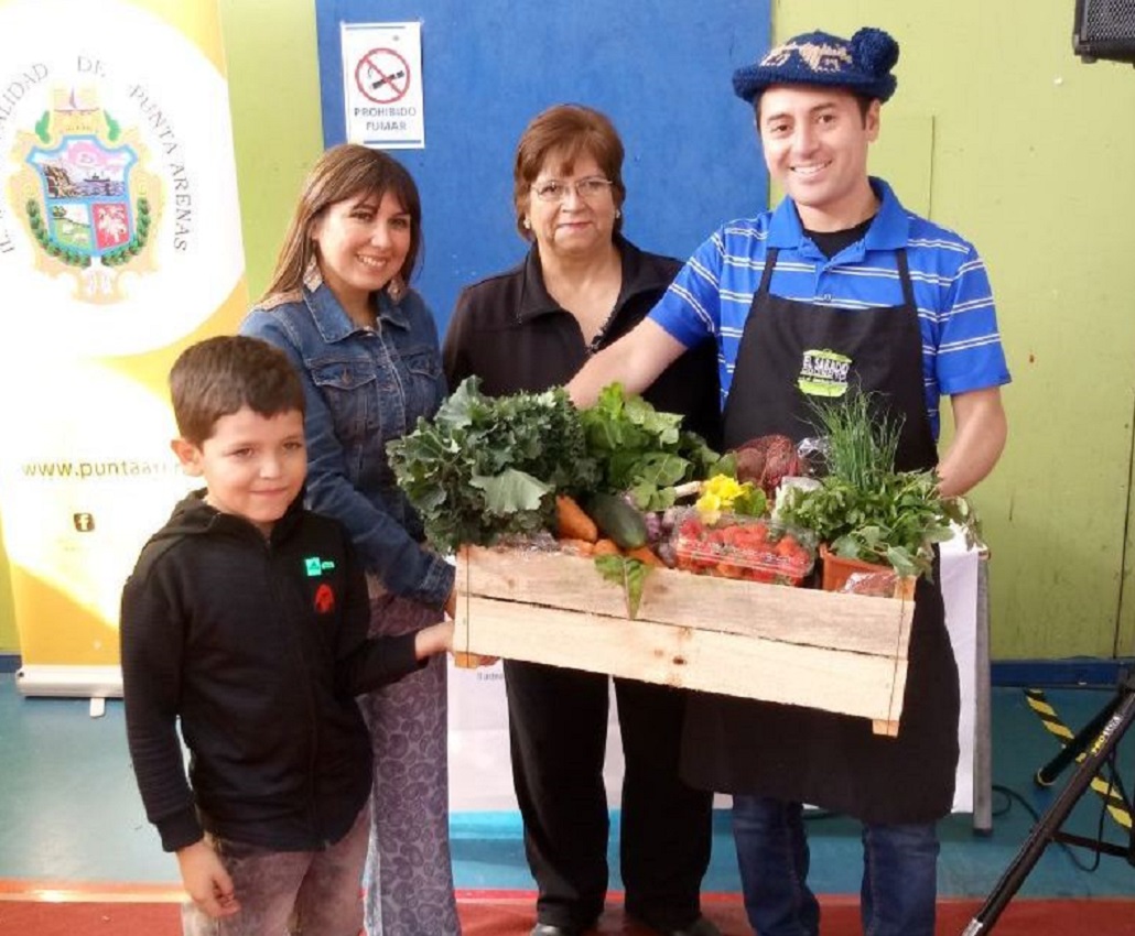 En la Escuela Argentina de Punta Arenas culminó la temporada de Ferias Saludables
