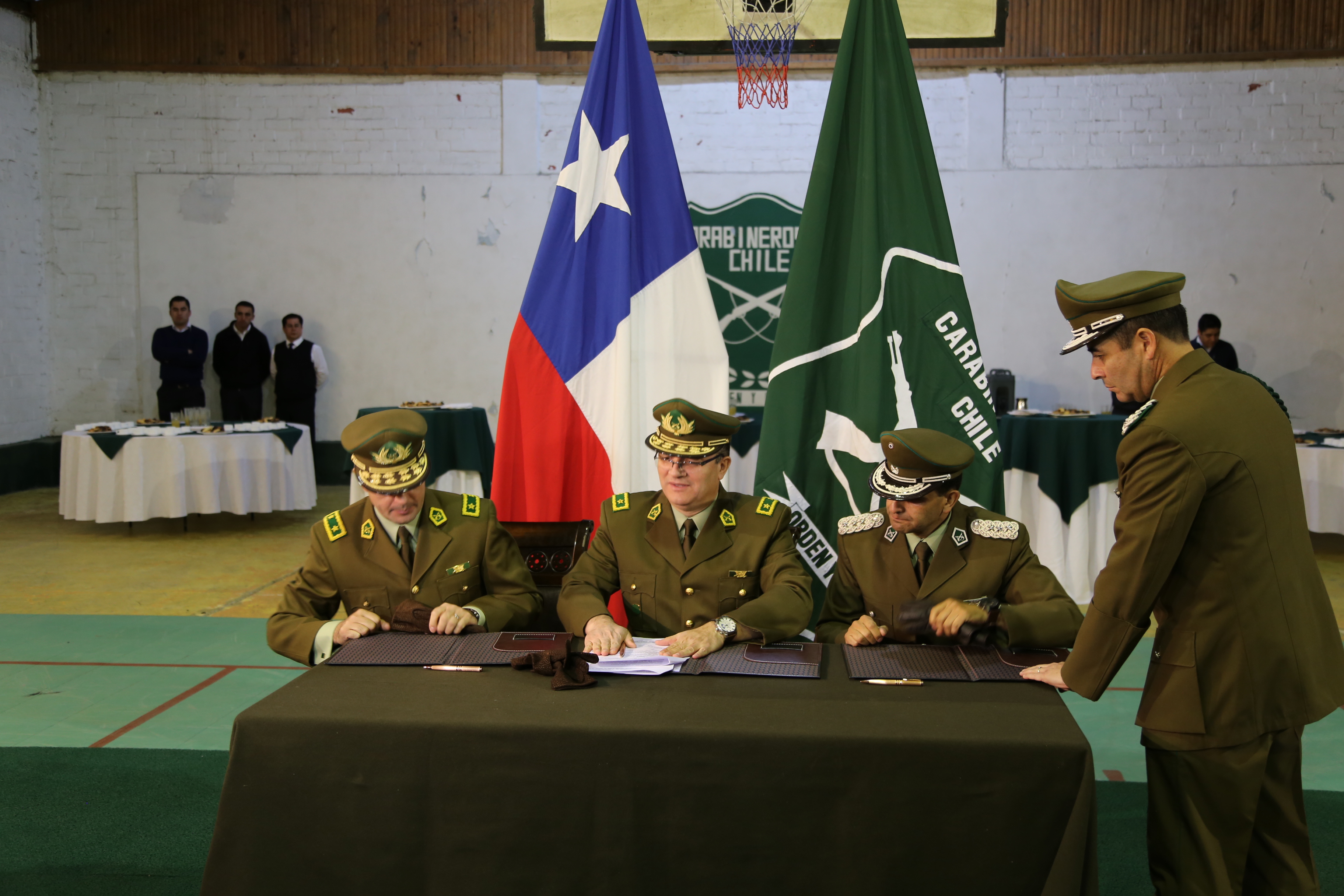Presidente del CORE participó en ceremonia de cambio de mando de la XIIª Zona de Carabineros Magallanes