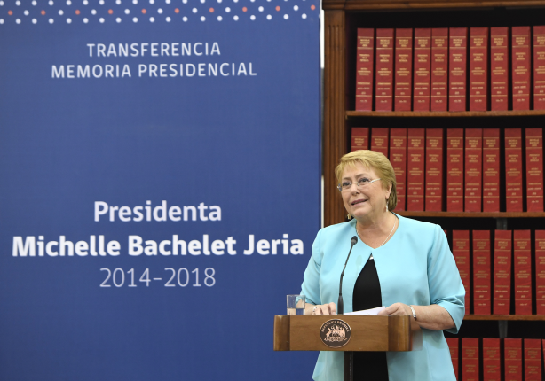 Presidenta Bachelet entrega al Archivo Nacional la memoria documental completa de su gestión