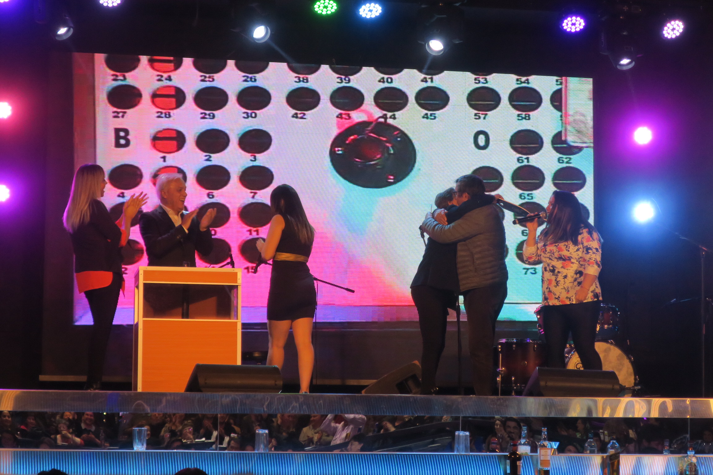 Don Jose Cabanas es el ganador del sorteo de vehículo Suzuki en casino Dreams