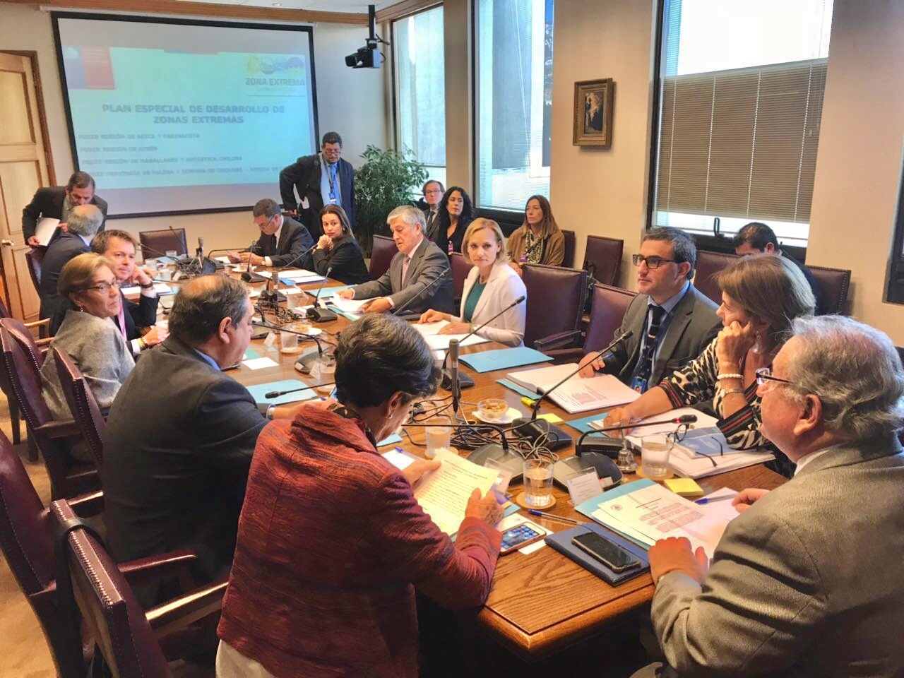 Senadora Carolina Goic se reúne con Subsecretario de Desarrollo Regional por continuidad del Plan de Zonas Extremas en Magallanes