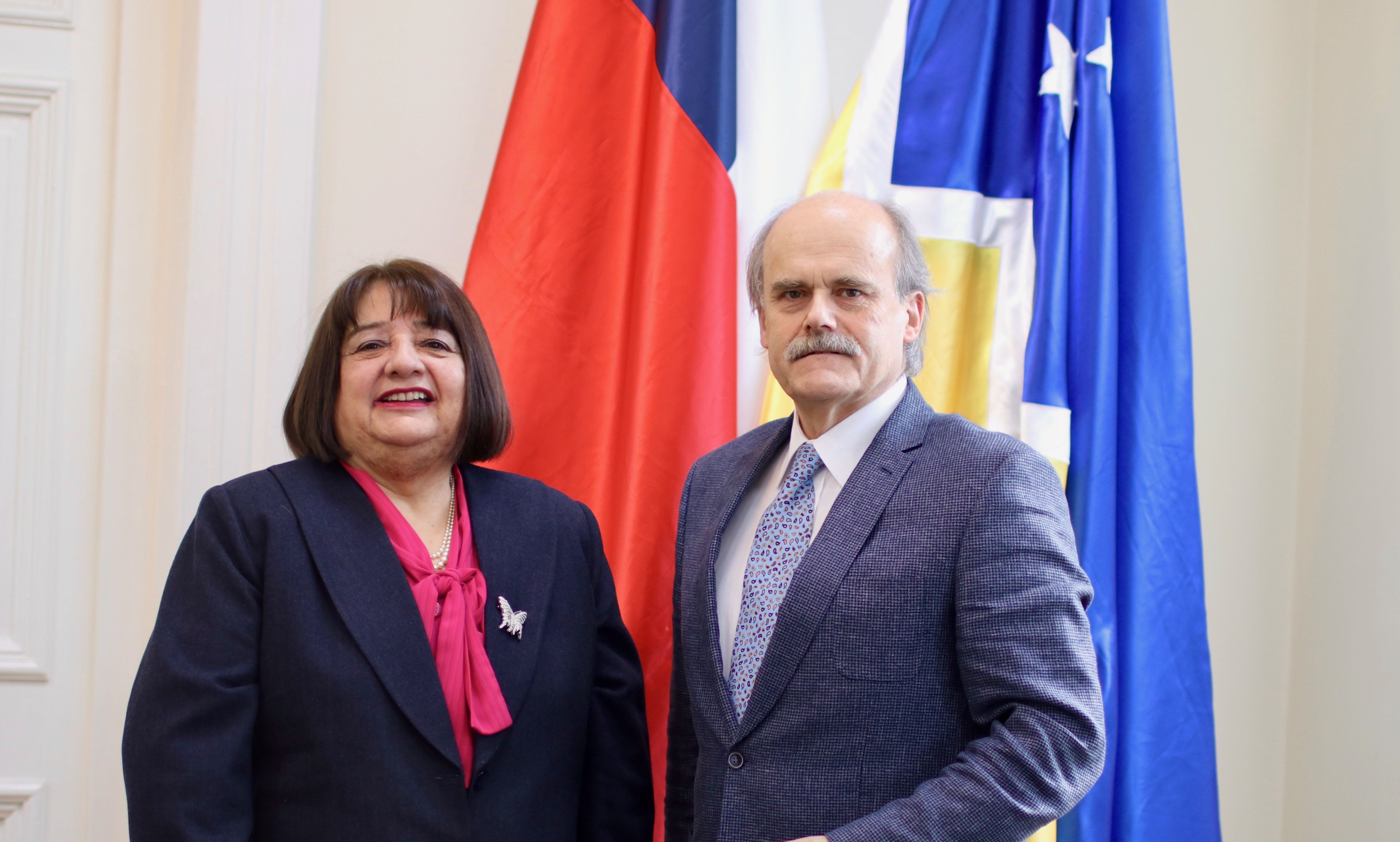 Presidenta de la Corte de Apelaciones de Punta Arenas entrega saludo protocolar a intendente de Magallanes