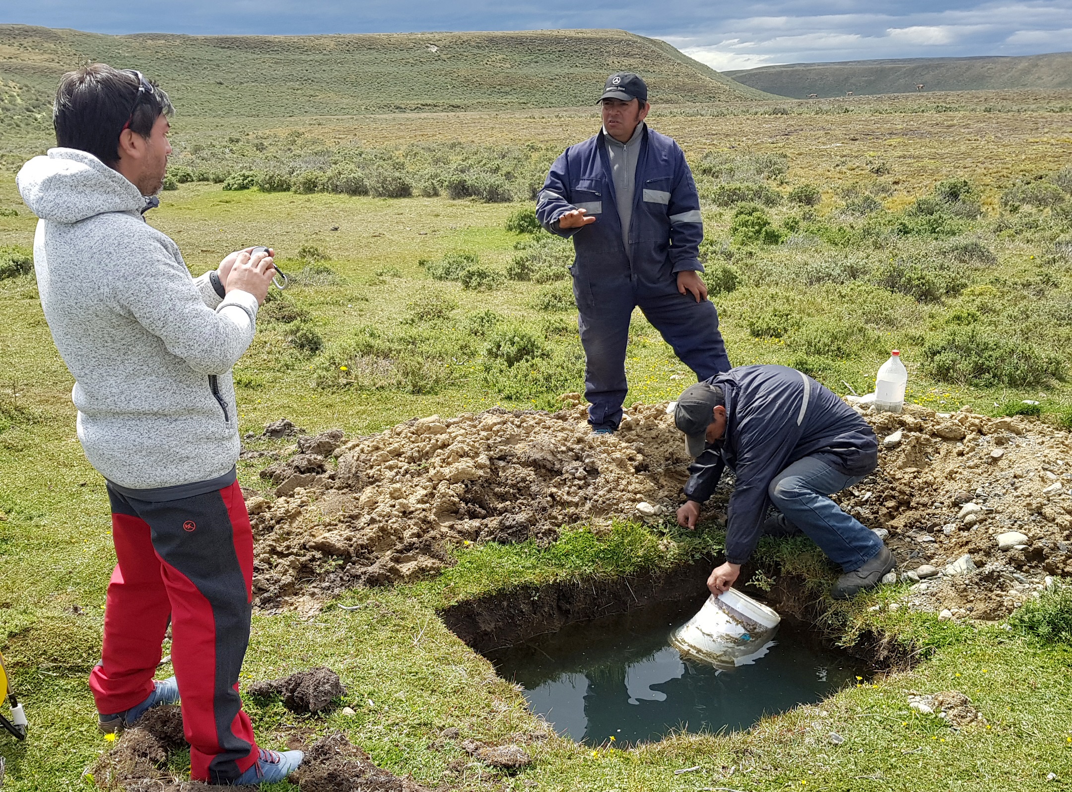 Funcionarios de CONADI supervisaron proyectos en zonas rurales de Puerto Natales, Punta Arenas y Tierra del Fuego
