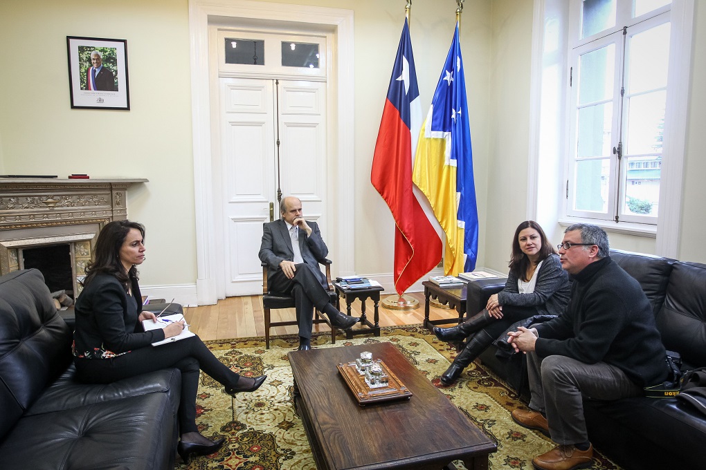 Colegio de Periodistas de Magallanes se reúne con el Intendente Christian Matheson y SEREMI de Gobierno Yanira Lara