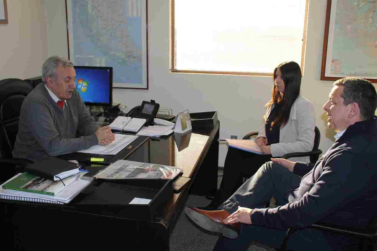 Alcalde de Cabo de Hornos sostiene diversas reuniones de trabajo en Punta Arenas