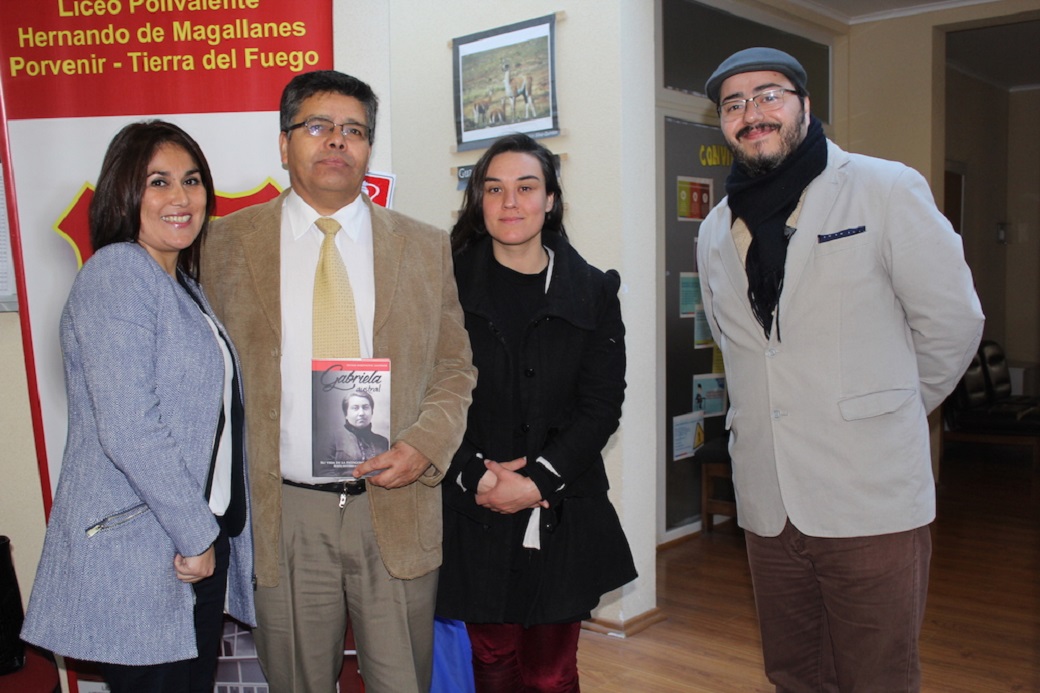 Estudiantes de Porvenir tras  la huella de Gabriela Mistral en Magallanes