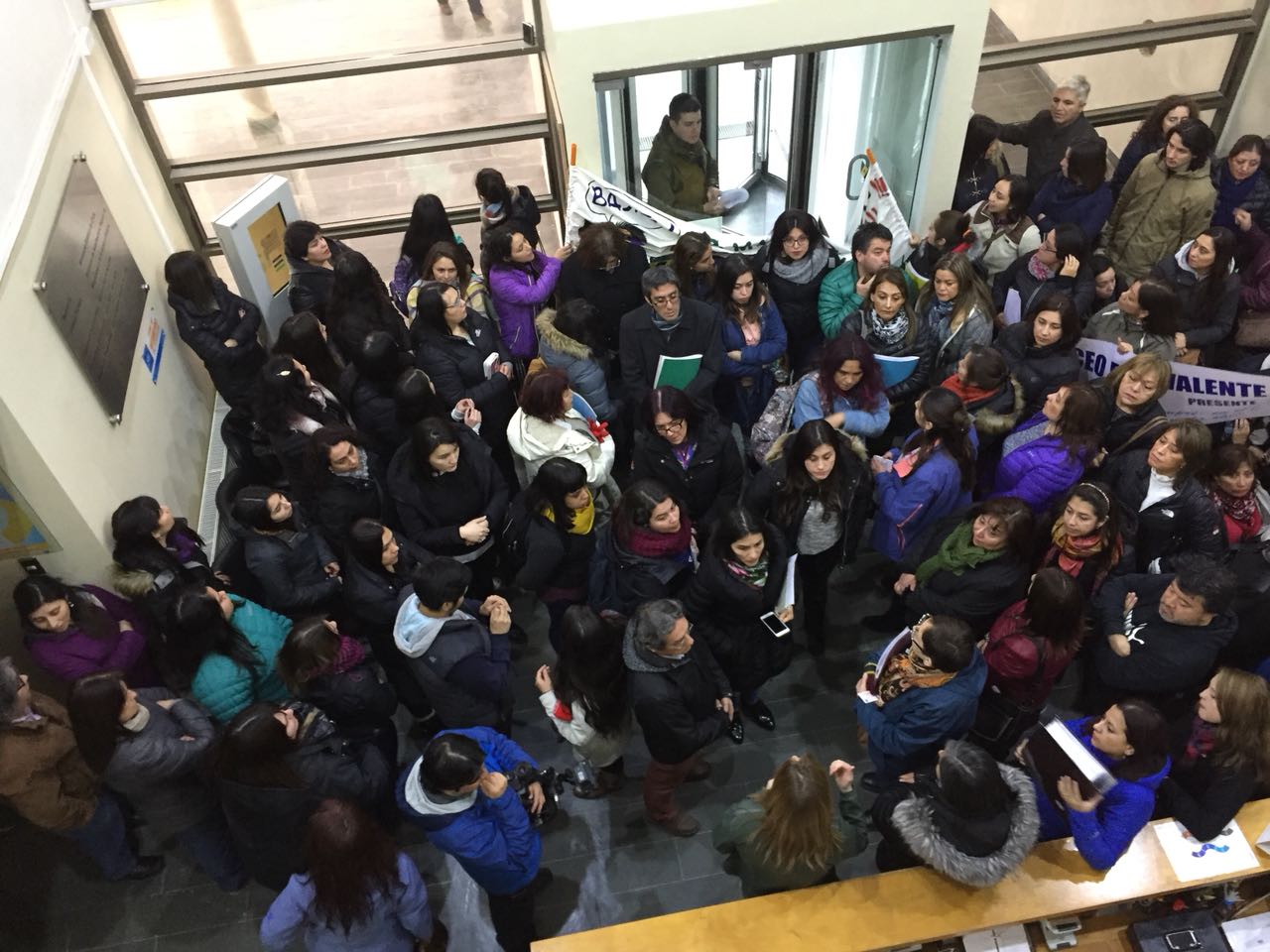 Profesores municipales de Punta Arenas presentan demanda en Fiscalía contra CORMUPA