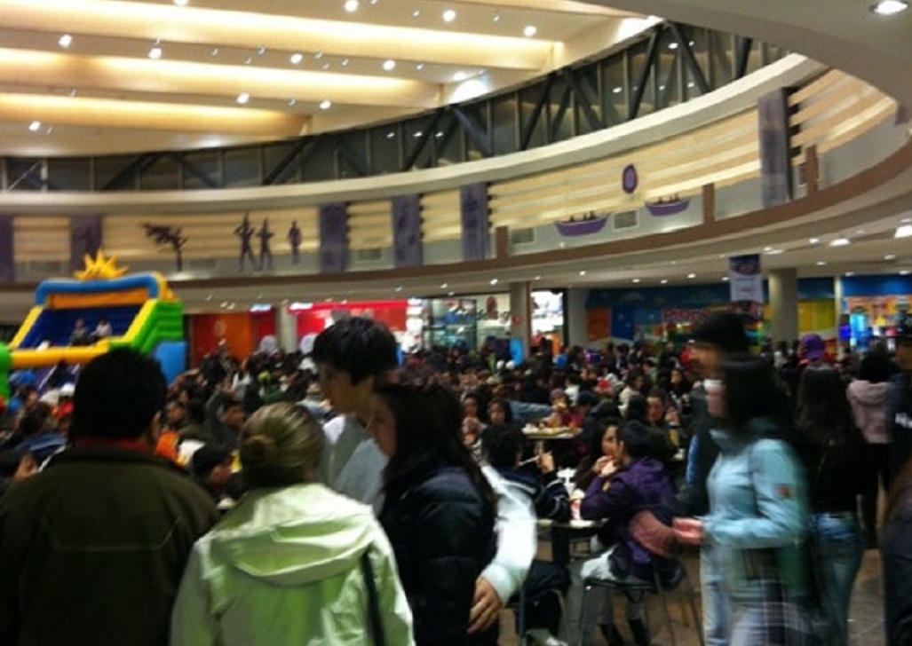 Argentinos siguen prefiriendo comprar en Punta Arenas tras desvalorización de su moneda