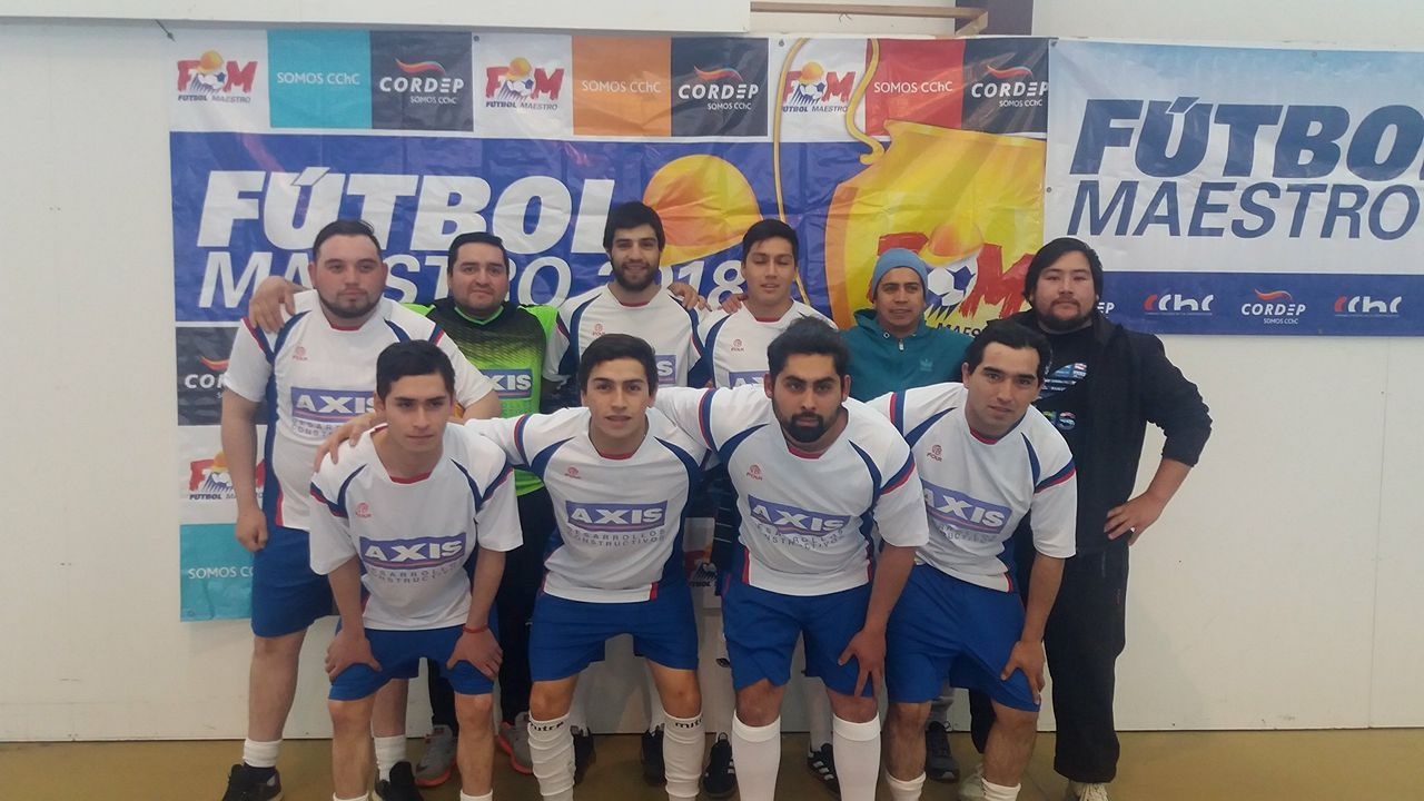 Los equipos de Axis DC y Salfa definirán al gran campeón del torneo Fútbol Maestro en Punta Arenas