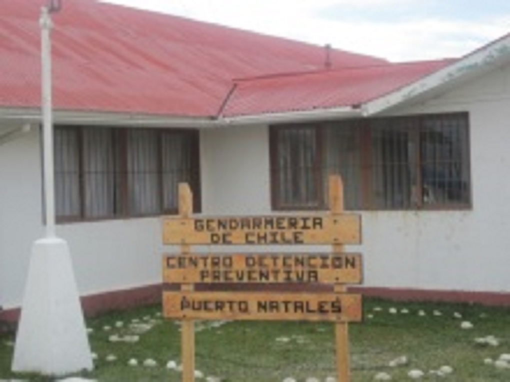 Dotación especial permanente de Gendarmería en Puerto Natales mientras dure juicio por agresión en 2017