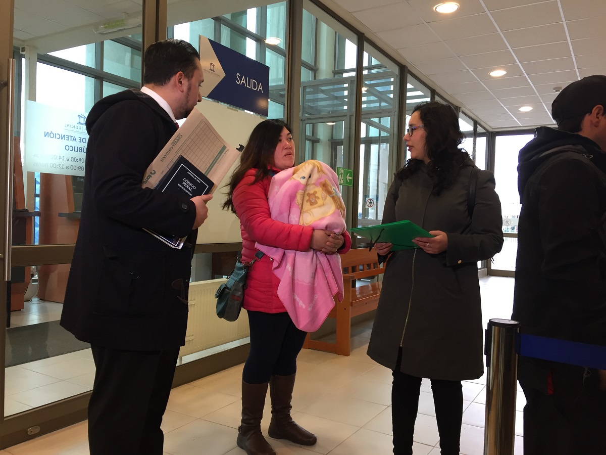 Viuda de trabajador que murió en diciembre 2017 tras inhalar gases tóxicos en un fosa, se querelló contra empleador por cuasi delito de homicidio